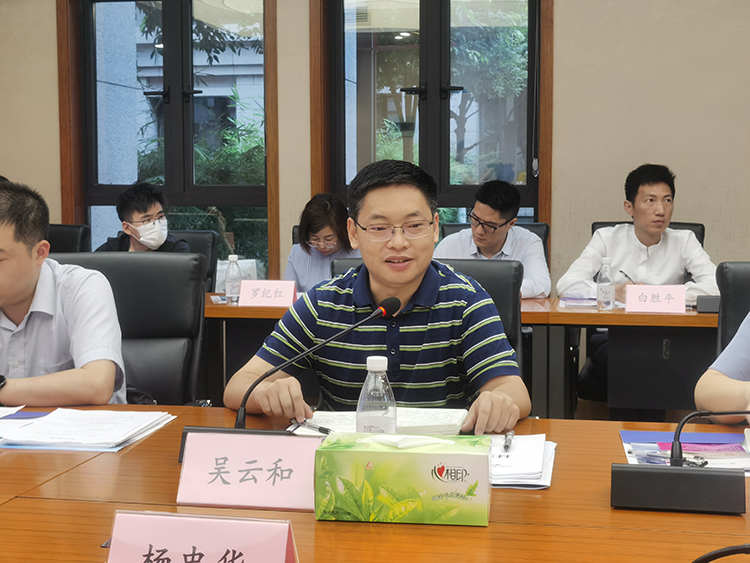 重慶頒發(fā)首批行政辦事員技能等級證書 以專業(yè)化培訓(xùn)強(qiáng)化服務(wù)效能